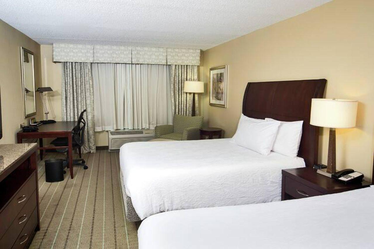 Hilton Garden Inn Valdosta Exteriör bild