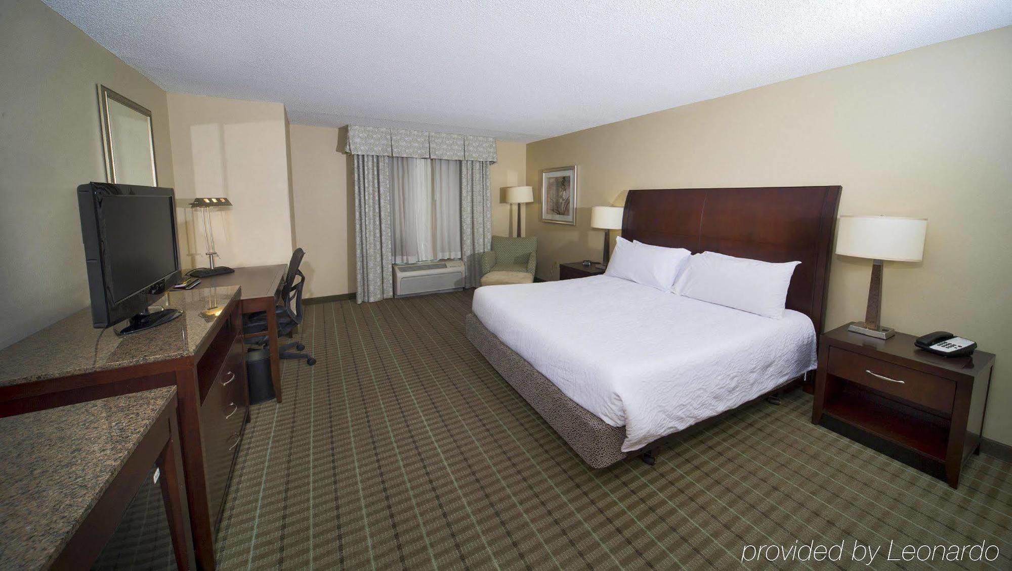 Hilton Garden Inn Valdosta Exteriör bild